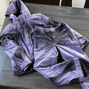 Kids XL obermeyer winter/ski jacket and pants. Great condition. Minimal wear.